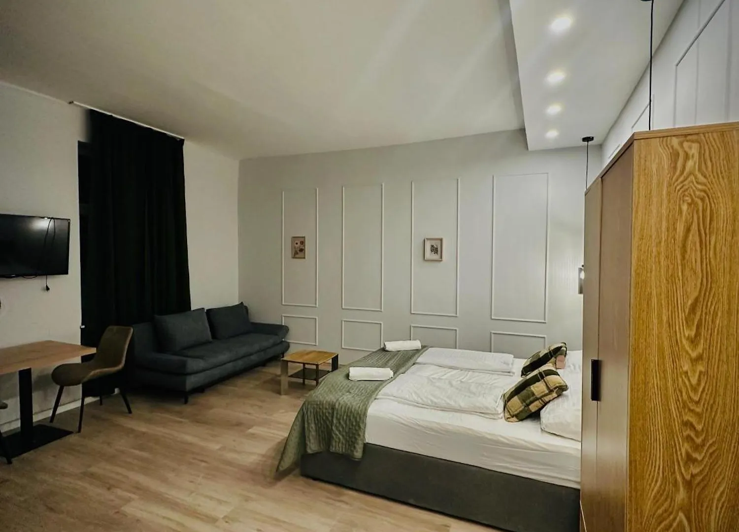 Private And Elegant Studio In Residential Vienna Austria