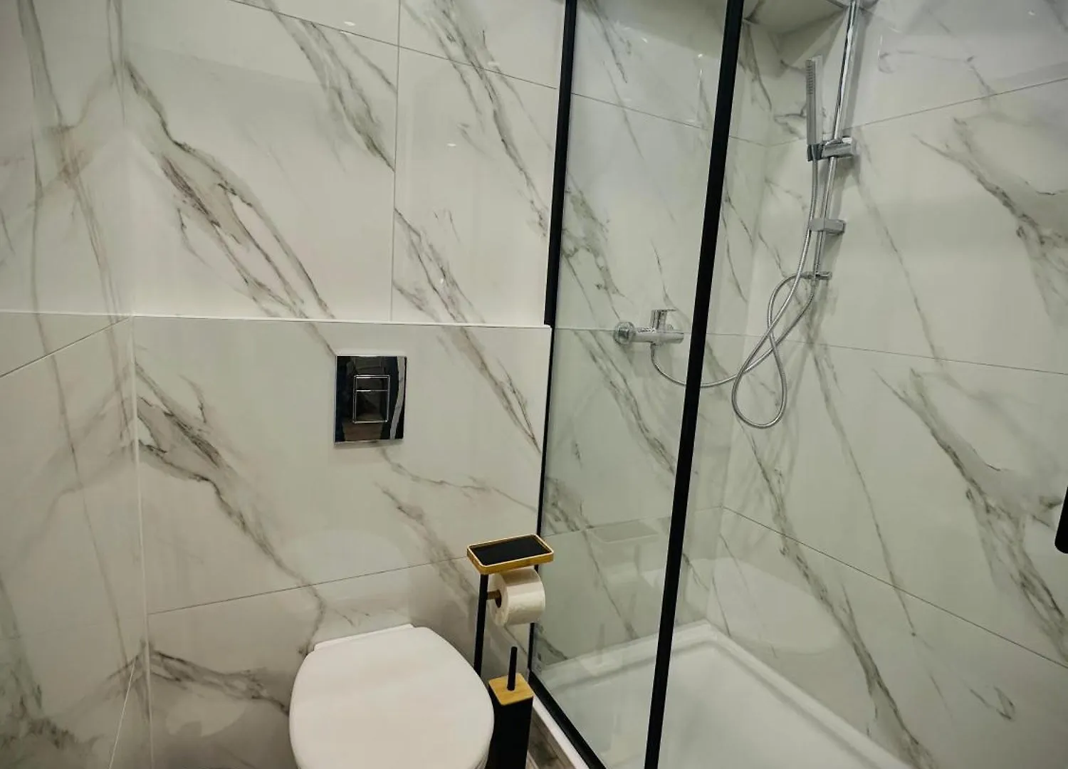 Private And Elegant Studio In Residential Vienna 0*,